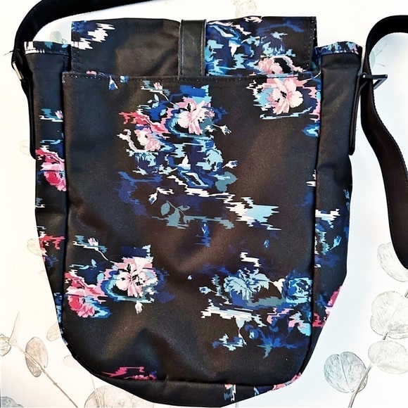 Herschel Kingsgate Crossbody Bag - Picture 5 of 12